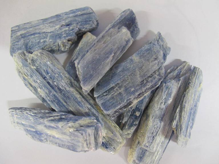Alexandre Import Nature - DISTHENE BLEU ( MINI ) - Minéraux bruts ...